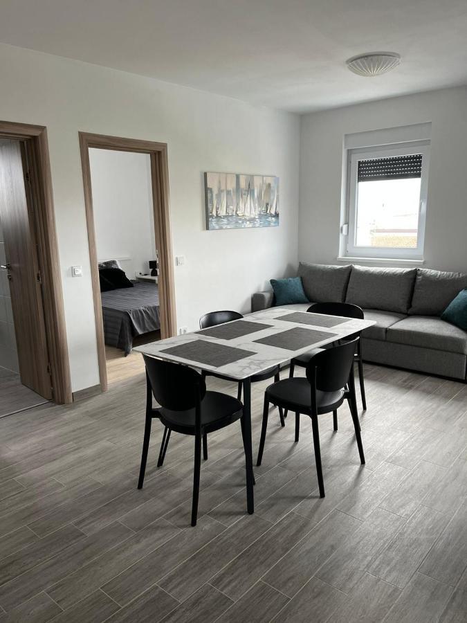 Apartment Irene No.2 Vir Exterior photo